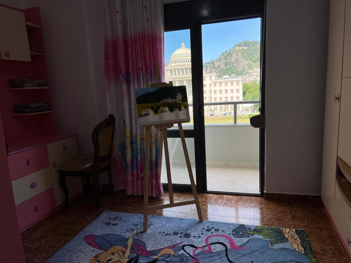 Entire Apartment Castle View Berat Buitenkant foto