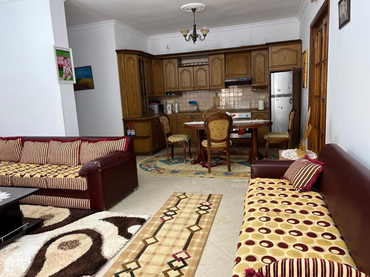 Entire Apartment Castle View Berat Buitenkant foto